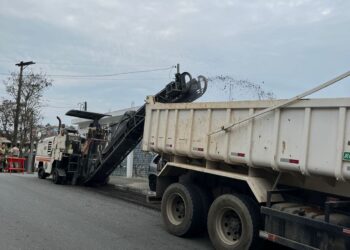 Asfalto Novo: Prefeitura inicia a revitalização viária no Pq. Miguel Mirizola