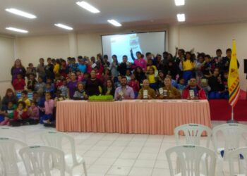 Exposição na praça do Jardim Sabiá marcou a programação do Dia da Árvore