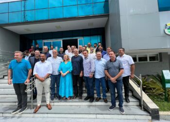 Cotia sedia encontro de Ministro Padilha com prefeitos da região do Cioeste e Conisud