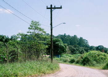 “Ilumina Cotia” segue melhorando e ampliando o serviço de iluminação pública nos bairros