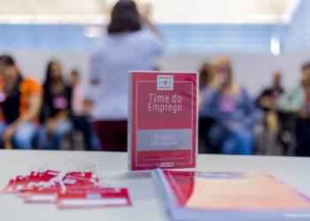 Prefeitura estreia turma do Time do Emprego em Caucaia do Alto