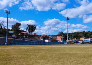 Estádio de Caucaia e área de lazer do entorno ganham nova iluminação