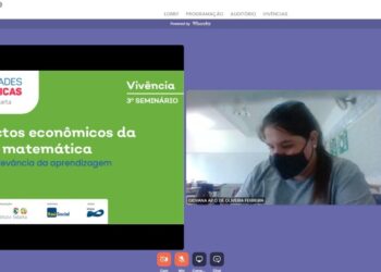 Equipe da Educação de Cotia participa de capacitação que moderniza o ensino de Matemática