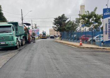 Asfalto Novo: ruas da região central de Caucaia do Alto recebem nova infraestrutura viária