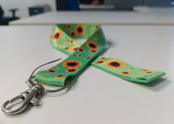 Prefeitura regulamenta a emissão do cordão de girassóis para identificação de deficiências ocultas