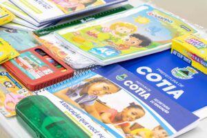 Educação divulga o cronograma de entrega do material escolar – Prefeitura  de Cotia