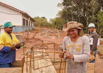 Prefeitura está reformando e ampliando a EM Caputera. Unidade ganhará novos ambientes