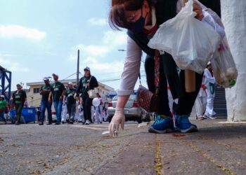 Dia 24/09 acontece o 2º Plogging: Caminhada Ecológica de Cotia. Inscrições abertas