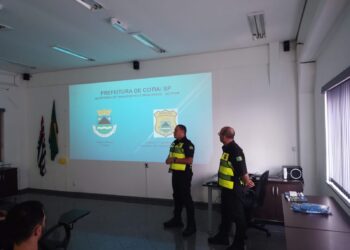 Programa de Educação para o Trânsito realiza palestra em empresa de Cotia