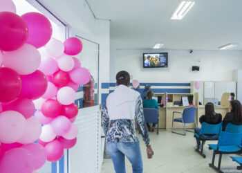 Outubro Rosa: Cotia intensifica exames de mamografia, Papanicolaou e terá horário estendido em UBSs