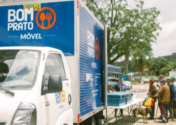 Programa Bom Prato Móvel é oficializado na cidade de Cotia
