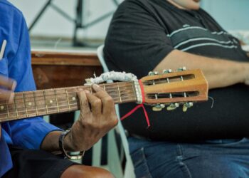 Baile da Melhor Idade comemora o encerramento do ano em clima de Natal