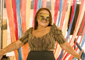 Com muita animação, a Melhor Idade cotiana relembra antigos carnavais