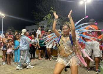 ‘Do Povo para o Povo’ fez a folia no Carnaval de Cotia