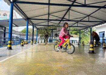 Maio Amarelo: atividades lúdicas ensinam sobre segurança no trânsito