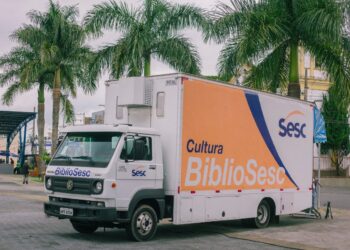 Em junho, Praça da Matriz recebe biblioteca móvel do BiblioSesc