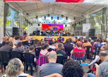 Milhares de pessoas participaram do Circuito das Artes em Cotia