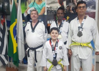Cotia conquista o ouro em competição internacional de Taekwondo