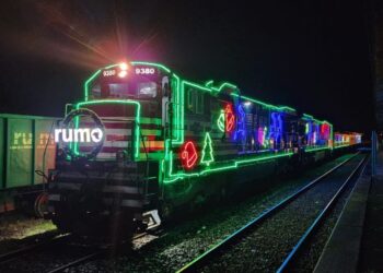 Trem iluminado do projeto ‘Rumo ao Natal’ passará por Caucaia