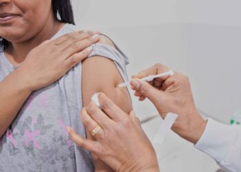 Sábado, 8/02, quatro UBSs de Cotia participam de ação de atualização vacinal