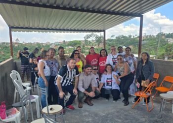 Equipe da SDSP realiza atendimento social para famílias do Parque das Nascentes