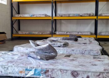 Frio intenso: Prefeitura instala alojamento provisório para pessoas em situação de rua