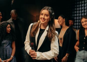 Cantora Esther Marcos está confirmada na Marcha para Jesus de Cotia