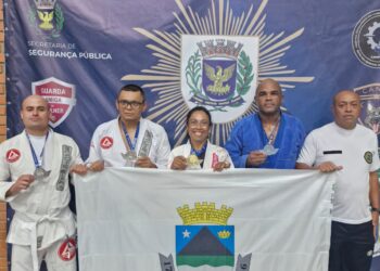 Guardas Civis de Cotia conquistam quatro medalhas no Jiu-jitsu   