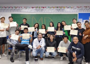 Em parceria com o Estado, Cotia forma 1º turma do curso de Marketing Digital