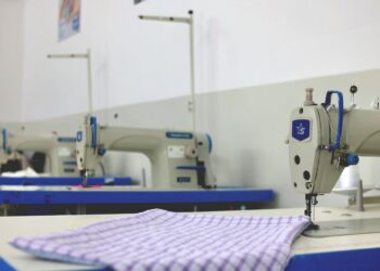 Cotia dá mais um passo rumo à implantação da cooperativa de costura