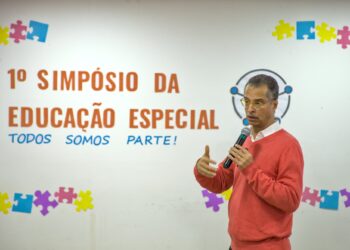 Gestores e educadores participam do 1º Simpósio da Educação Especial de Cotia