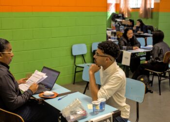 Na quarta-feira (1º/10), Cotia realizará Mutirão do Emprego no Parque Alexandra