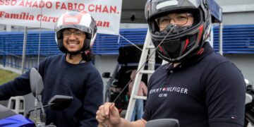 Centenas de antenas corta-pipa foram distribuídas em ação de conscientização