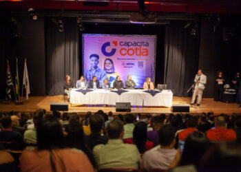 Prefeitura lança o programa Capacita Cotia para formação profissional em parceria com empresários