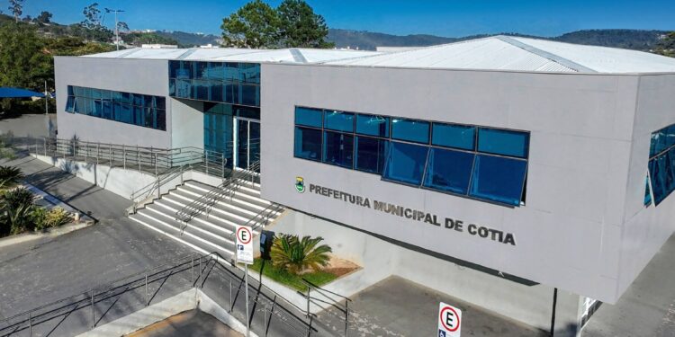 Cotia antecipa ponto facultativo do Dia do Servidor Público para segunda-feira, 27