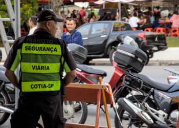 Praça do Sabiá recebe ação educativa de trânsito para motociclistas