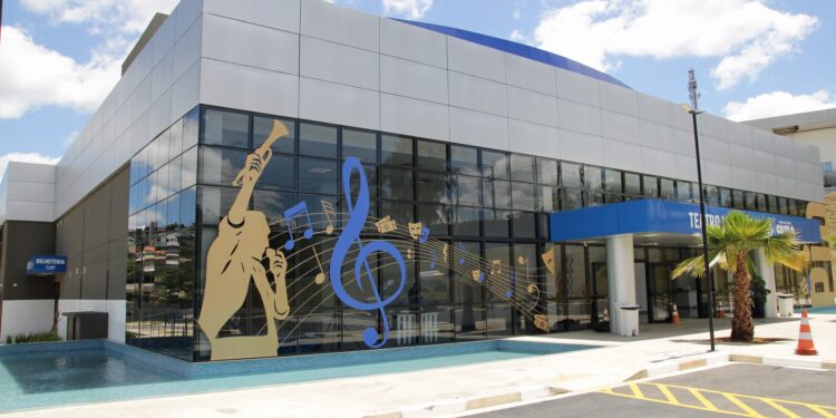 Inaugurado o Teatro Municipal Antônio Pio: emoção, memória e futuro no mesmo palco