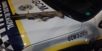 Guarda Civil prende dois após roubo em posto de combustível em Caucaia do Alto