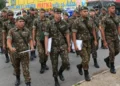 Jovens que nasceram em 2008 devem fazer o alistamento militar