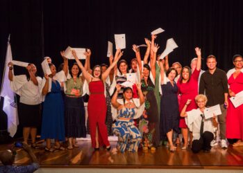 Entre linhas, sonhos e novos começos: prefeitura forma 156 alunos em curso de capacitação