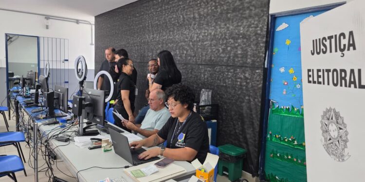 Prefeitura e Justiça Eleitoral realizam ação de cidadania no Jardim Samambaia