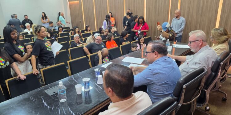 Cotia avança na pauta da neurodiversidade e estabelece diálogo permanente com famílias atípicas