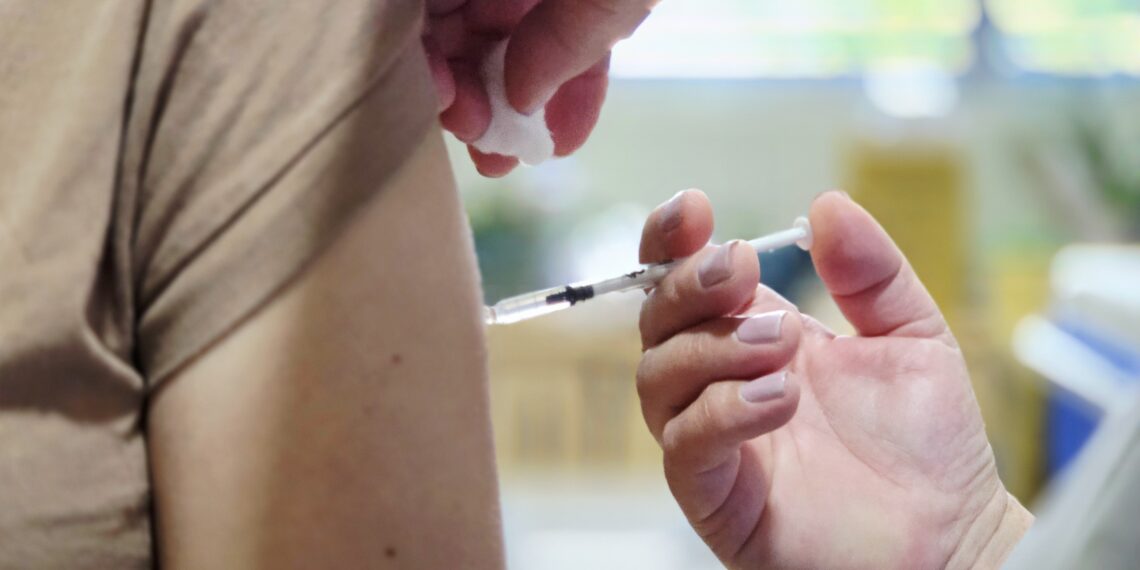 Cotia tem Dia D de vacinação contra influenza neste sábado (28)