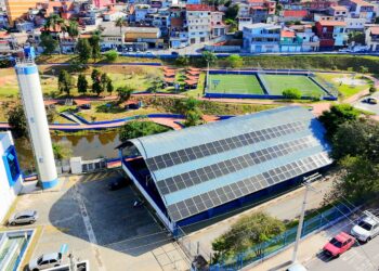 Cotia investe em energia limpa e inaugura terceira usina solar