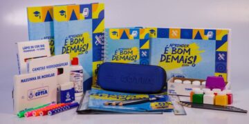 Educação entrega 34 mil kits de material escolar para alunos do Jardim ao nono ano do Ensino Fundamental