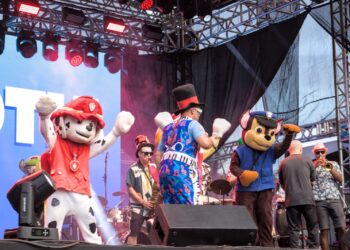 Patrulha Canina e Carreta do Dogão animam os 170 anos de Cotia