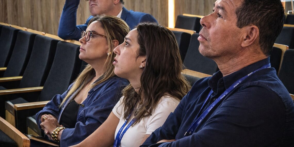 Prefeitura e Enel discutem ações para reduzir apagões em Cotia