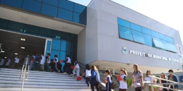 Alunos de escola municipal escrevem cartas ao prefeito e aprendem cidadania na prática