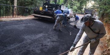 Caminho para o Sítio do Mandu recebe asfalto e obras de infraestrutura