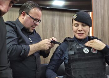 Pela primeira vez na história, uma mulher assume o comando da Guarda Civil de Cotia